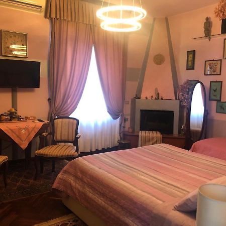 B&B Les Fleurettes Ломаццо Екстер'єр фото