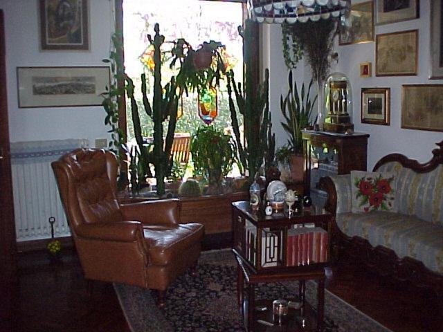 B&B Les Fleurettes Ломаццо Екстер'єр фото