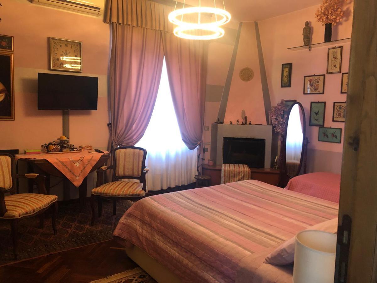 B&B Les Fleurettes Ломаццо Екстер'єр фото